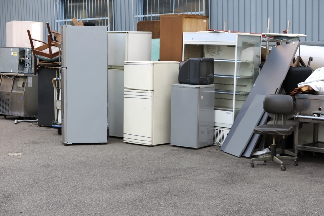 多彩な品目の回収に対応する横浜市不用品回収隊の作業イメージ